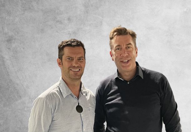 Jörg Scherf welcomes the new Director of Team Performance Greg Henderson on board the REMBE Pro Cycling™ Team Sauerland.