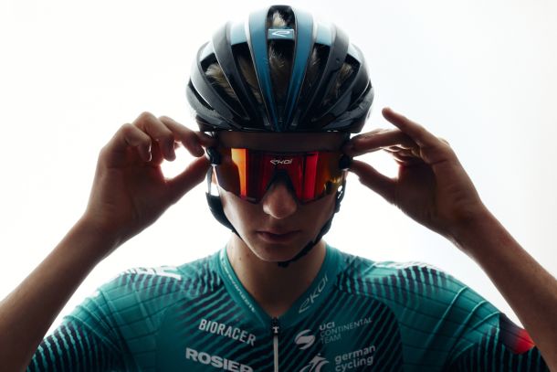 EKOÏ equips the riders of the REMBE<sup><small>®</small></sup> rad-net 2025 team with helmets and goggles