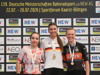 Laura Süßemilch (Mitte) gewann den DM-Titel im Punktefahren vor Fabienne Jährig (li.) und Lena Charlotte Reißner.