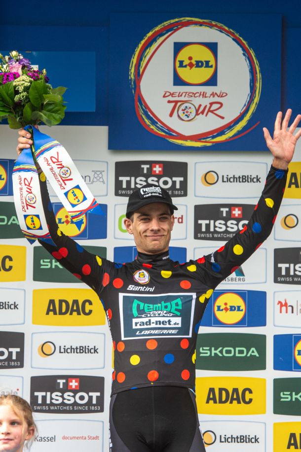 Miguel Heidemann con la maglia di miglior scalatore del Giro di Germania.