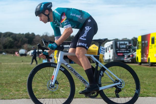 Miguel Heidemann wurde Zweiter im Auftaktzeitfahren der Olympia's Tour.