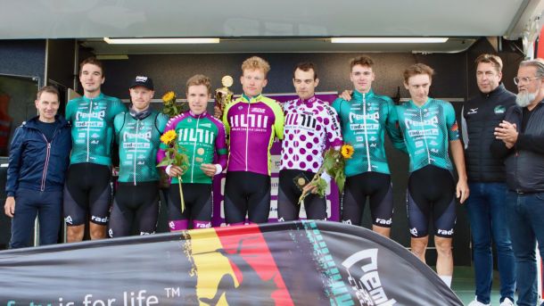 The REMBE<sup><small>®</small></sup> rad-net team led by overall leader Ole Theiler celebrated winning the 2025 Bundesliga overall title.