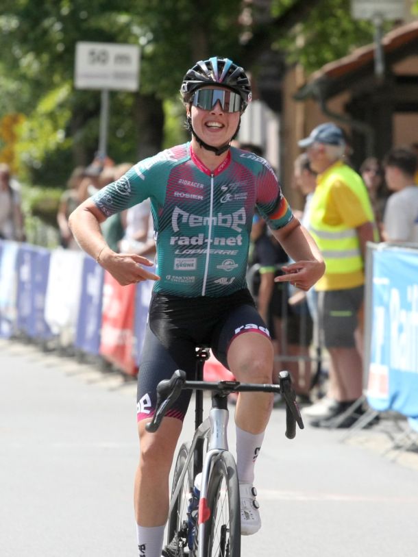 Katharina Palm siegte in Karbach im Alleingang